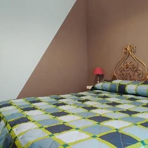 Camera standard con letto king size